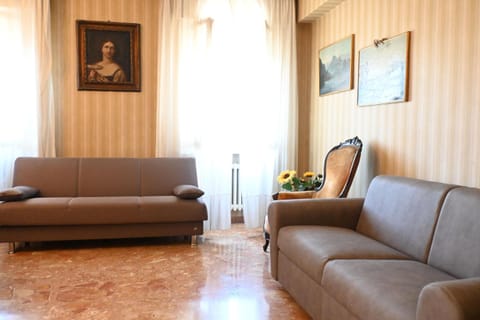 S344 - Trilocale a Sirolo a due minuti a piedi dal centro Apartment in Sirolo