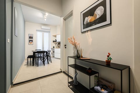 Facade/entrance, Kitchen or kitchenette, Dining area, furniture
