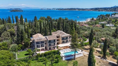Property building, Day, Bird's eye view, Swimming pool
