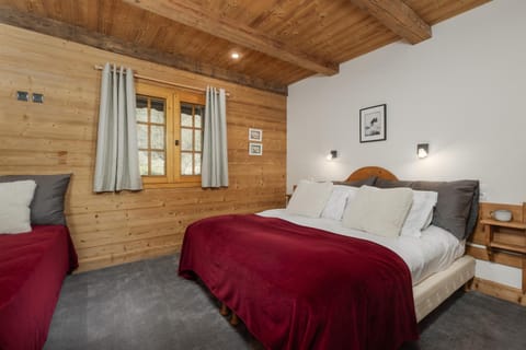 Farmhouse la Desmuniere Chalet in Montriond