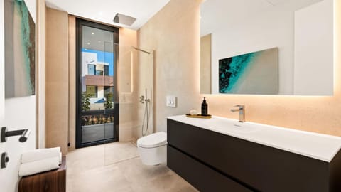 Villas Las Vistas II, Sierra Blanca, Marbella Villa in Marbella