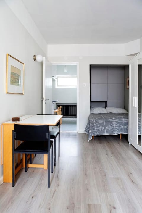 Living room, Dining area, Bedroom