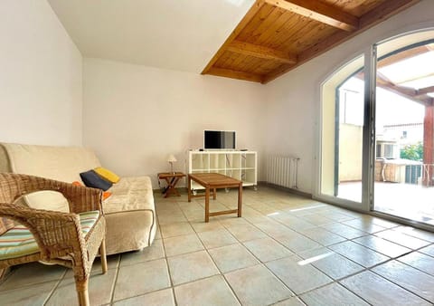 Patio, TV and multimedia, View (from property/room), Balcony/Terrace, Living room, Seating area