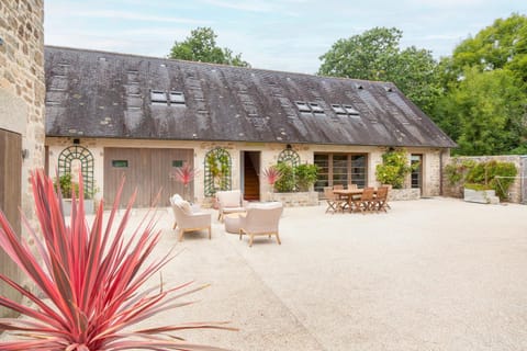 La maison des gardes du Hénan House in Finistere