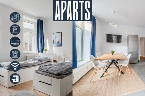 Bed, Kitchen or kitchenette, Photo of the whole room, Bedroom, Text overlay, towels