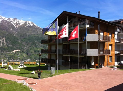 Property building, Natural landscape