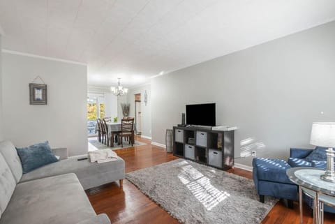 Ashwood Arbor 3 bed 2 bath sleeps 8 House in Ohio