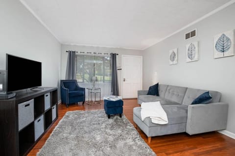 Ashwood Arbor 3 bed 2 bath sleeps 8 House in Ohio