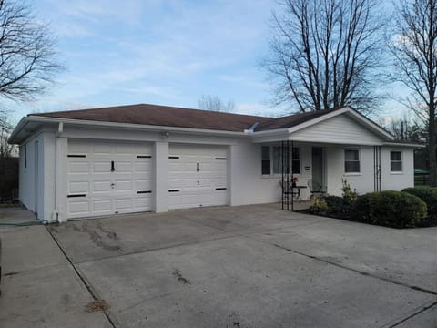 Hot tub bubbles on Butler House in Mason