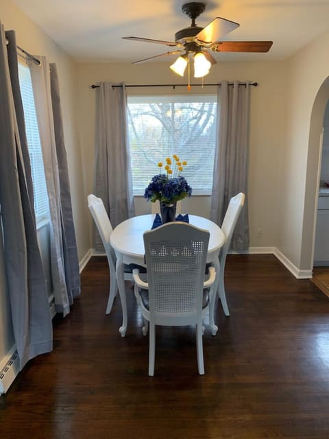 Lovely Retreat Backyard With Deck and entertain room House in Mason