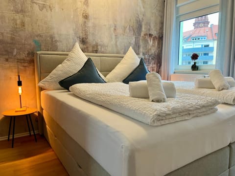 Bed, Bedroom, cot, internet, wardrobe