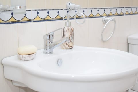 Breezy Lungomare Apartment Apartment in Vlorë