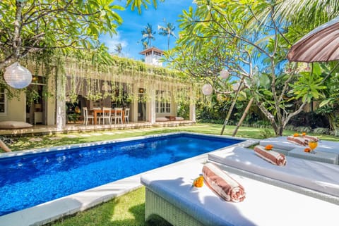 Garden, Swimming pool