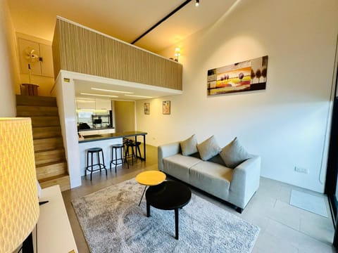 Living room, Photo of the whole room, Seating area, Dining area