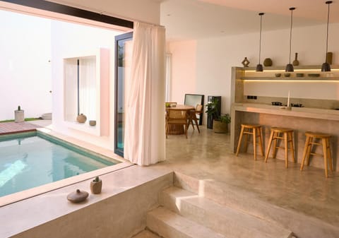 Pool view, Swimming pool