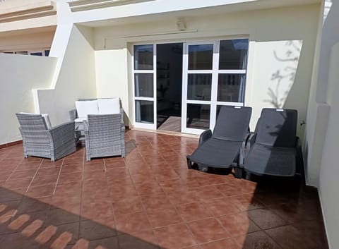 Patio, Balcony/Terrace
