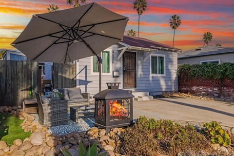 Cozy Coastal Escape Beach & Brews House in Ocean Beach