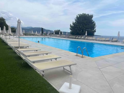Beautiful Apartment Pool & Garage See View Apartment in Nice