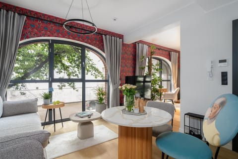Living room, Photo of the whole room, Seating area