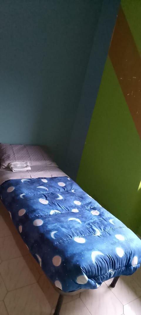 La tana dell'amore, Torino sotto le stelle, camera matrimoniale o condivisa servitissima Vacation rental in Turin