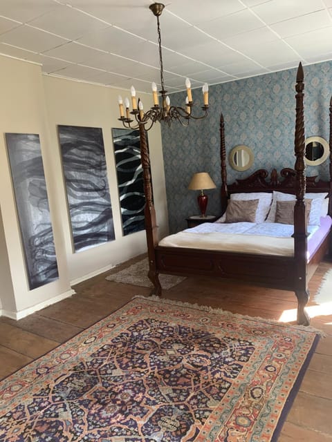 Gutshaus Schwarzenhof Country House in Mecklenburgische Seenplatte