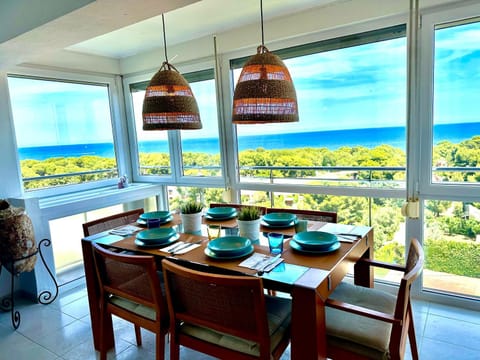 Dining area, Sea view
