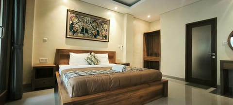 Bedroom, room service