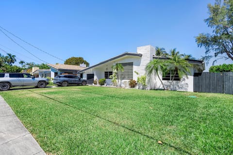 Property building, Street view, Parking
