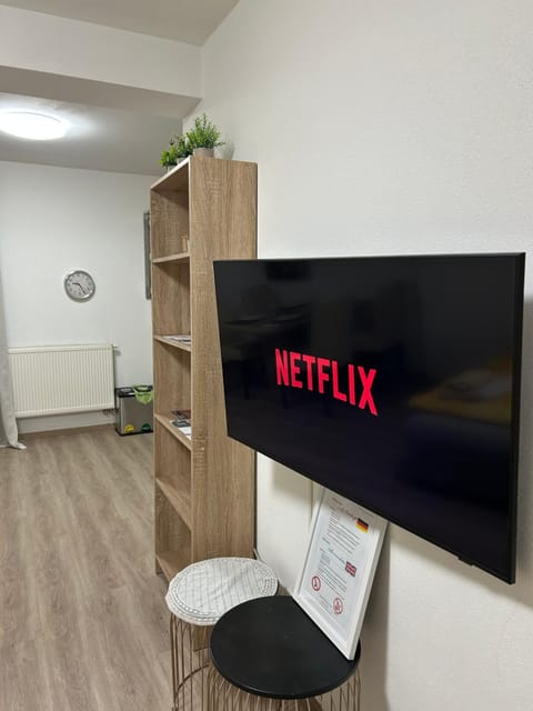 TV and multimedia, Evening entertainment