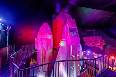 Morlando Space Mansion-TT469 Villa in Four Corners