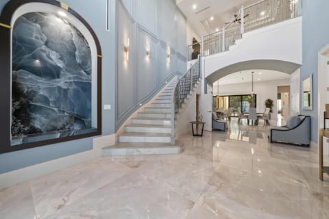 The Regal Manor-TT486 House in Four Corners