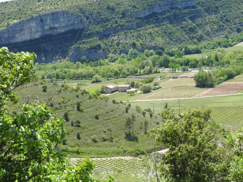 Shower, Toilet, Patio, Spring, Day, Natural landscape, Bird's eye view, BBQ facilities, BBQ facilities, Fishing, Fishing, Bathroom, TV and multimedia, Coffee/tea facilities, Balcony/Terrace, Balcony/Terrace, Kitchen or kitchenette, Seating area, Dining area, Canoeing, Canoeing, Hiking, Hiking, Cycling, Cycling, Bedroom, On site