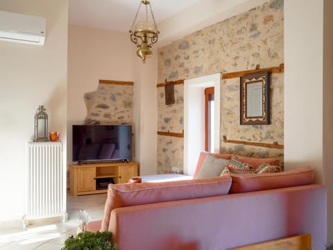 Communal lounge/ TV room, Seating area