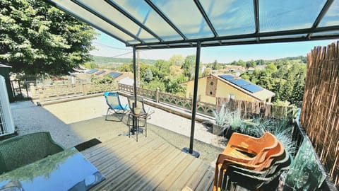Patio, Facade/entrance, View (from property/room)