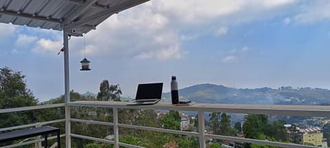 View (from property/room), Mountain view