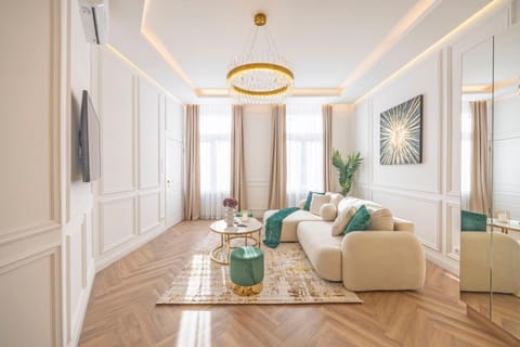 TV and multimedia, Living room, Photo of the whole room, Seating area