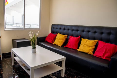 Living room, Lobby or reception