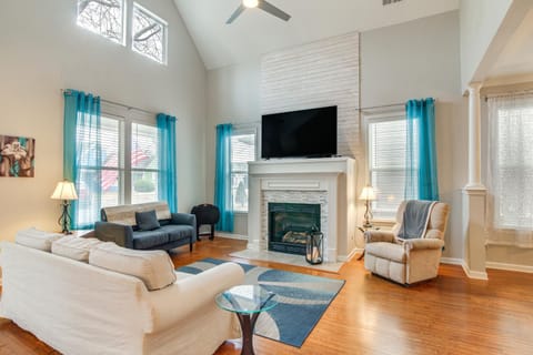 3 Mi to Dtwn Memphis Charming Family Home! House in Mud Island