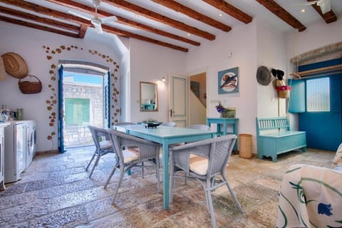 Turquoise House Kut House in Vis