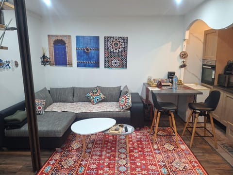 Lille Flandre Apartment in Lille