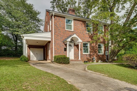 3 Mi to Augusta National Historic Home with Patio House in North Augusta