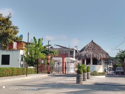 Street view, Location