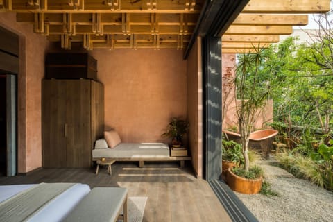 Bed, Day, Balcony/Terrace, Living room, Bedroom, Garden view