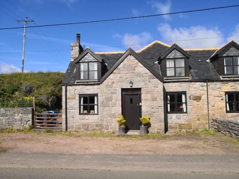 Cranstakie Cottage House in Durness