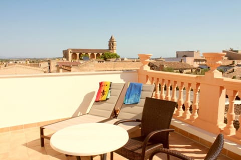 Balcony/Terrace, City view