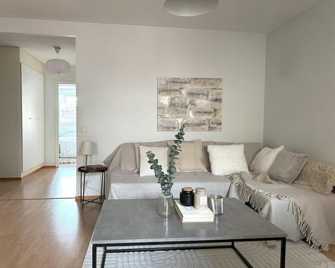 3BR w balconies and private sauna Apartment in Helsinki