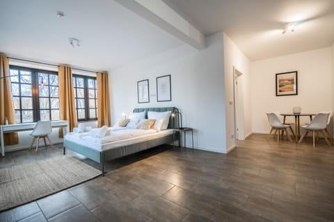 Bed, Living room, Seating area, Dining area, Bedroom