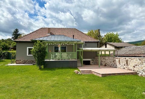 Property building, Natural landscape