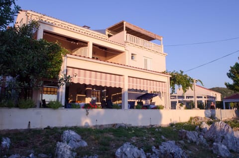 Property building, Balcony/Terrace