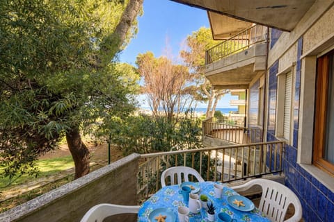 Property building, View (from property/room), Balcony/Terrace